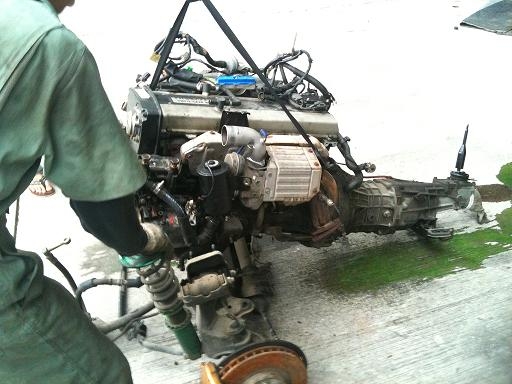 เครื่องยนต์ RB20 Turbo  ของแต่ง เยอะ  คับ