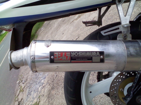 หนุ่ม ปราจีน : ขาย SUZIKI GSXR400 สวยๆ เครื่องแน่นๆ