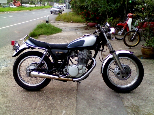 หนุ่ม ปราจีน : ขาย SR400 สวยๆ เครื่องแน่นๆ อินวอยครับ