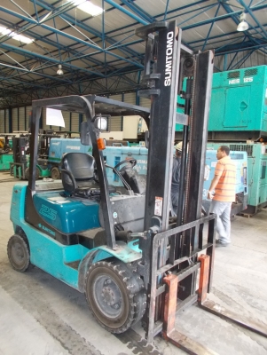 รถฟอร์คลิฟต์ (LPG+เบนซิน) ขนาด3ตัน Komatsu รุ่น:FG30T-16 ซีเรียล:730137 ปี:2007 ชั่วโมง:490 นำเข้ายี่ปุ่น