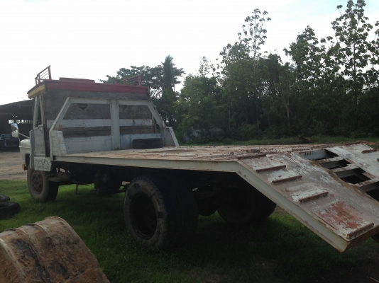 ISUZU TX 145 HP 6BB1 รถหกล้อหัวยาวหางปลา ใช้ลาก PC-120 และรถเกี่ยวข้าวขนาดใหญ่ได้เลยครับ เครื่องแห้งแรงดีไม่มีเยิ้ม ภายในเก๋งคอนโซลอยู่ครบ ช่วงล่างคัชซีสวยไม่มีแตกไม่มีดามเลยครับ ยาง 9.00 ขอบ 20 สภาพดี 70\% พร้อมลากพร้อมบรรทุกได้เลย เอกสารเล่่มทะเบียนกับชุ ISUZU TX 145 HP 6BB1 รถหกล้อหัวยาวหางปลา ใช้ลาก PC-120 และรถเกี่ยวข้าวขนาดใหญ่ได้เลยครับ เครื่องแห้งแรงดีไม่มีเยิ้ม ภายในเก๋งคอนโซลอยู่ครบ ช่วงล่างคัชซีสวยไม่มีแตกไม่มีดามเลยครับ ยาง 9.00 ขอบ 20 สภาพดี 70\% พร้อมลากพร้อมบรรทุกได้เลย เอกสารเล่่มทะเบียนกับชุ