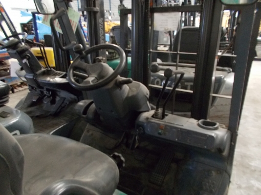 รถฟอร์คลิฟต์ (LPG+เบนซิน) ขนาด 1.5ตัน Komatsu รุ่น:FG15HT20 ซีเรียล:M221-658651 ปี:2006 ชั่วโมง:5818