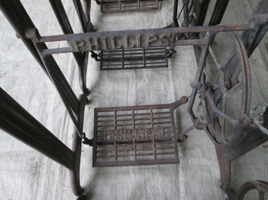 สวัสดีครับท่านผู้ชม   หลินรัชดา  วันนี้มีขาจักร 5 ตัว  สวยครับ