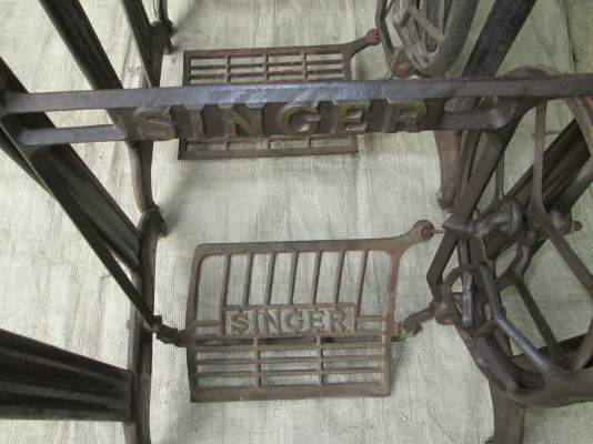 สวัสดีครับท่านผู้ชม   หลินรัชดา  วันนี้มีขาจักร 5 ตัว  สวยครับ