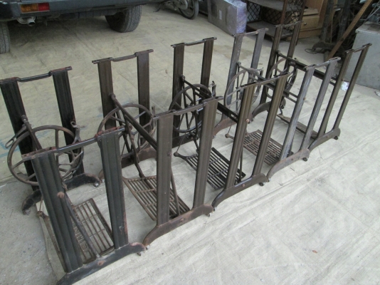 สวัสดีครับท่านผู้ชม   หลินรัชดา  วันนี้มีขาจักร 5 ตัว  สวยครับ