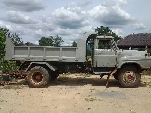 ISUZU TX 145 HP 6BB1 รถหัวยาวหกล้อดั๊มพ์ กระบะดั๊มพ์เหล็ก 6 ตันยิงหลังความยาว 4 เมตรสภาพดี เครื่องแห้งแรงดีไม่มีเยิ้ม ภายในเก๋งคอนโซลครบพร้อม พวงมาลัยเพาเวอร์ ช่วงล่างใหญ่ชุดเฟืองท้ายของมิตซูบิชิ FUSO คัชซีไม่มีบวม ยาง 9.00 ขอบ 16 สภาพดี 70\% พร้อมบรรทุกพร ISUZU TX 145 HP 6BB1 รถหัวยาวหกล้อดั๊มพ์ กระบะดั๊มพ์เหล็ก 6 ตันยิงหลังความยาว 4 เมตรสภาพดี เครื่องแห้งแรงดีไม่มีเยิ้ม ภายในเก๋งคอนโซลครบพร้อม พวงมาลัยเพาเวอร์ ช่วงล่างใหญ่ชุดเฟืองท้ายของมิตซูบิชิ FUSO คัชซีไม่มีบวม ยาง 9.00 ขอบ 16 สภาพดี 70\% พร้อมบรรทุกพร