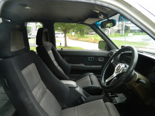 ขาย SURF 4x4 LN130 กระบะช่วงสั้น สภาพดีครับ