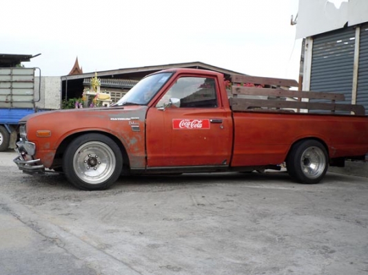 ขาย ดัทสัน 620 เดิมๆแห้งๆเตี้ยๆหล่อมากล้อแม็กสวยๆเครื่องเสียงเต็มๆ