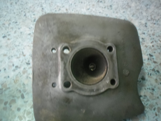 ขายฝาสูบโมโน125  คร์าบลู yz  คันเกียร์ts ตัวนอกแท้