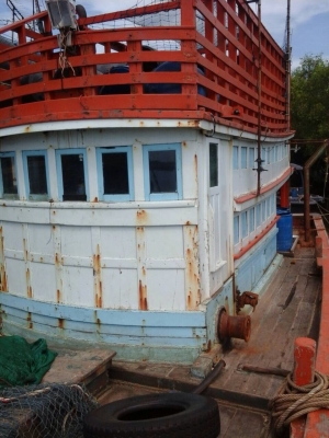 ขายเรือประมงอุปกรณ์พร้อมใช้งาน ขายเรือประมงอุปกรณ์พร้อมใช้งาน
