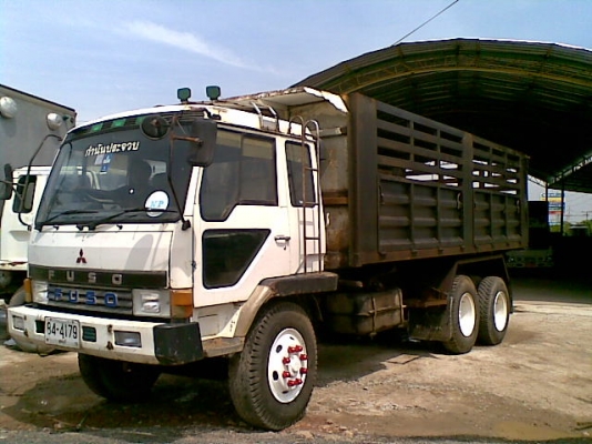 ขาย10ล้อมิตรซูมิชิฟูโซ่เฉินหลง FN527MTF เครื่อง6D16เทอร์โบ 220แรงม้า 10เกียร์ ดั๊ม2เพลา เบรคจิฟฟี่ พวงมาลัยพาวเวอร์ รถออกห้างแท้ๆ สภาพดีพร้อมใช้