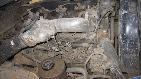 ขายเครื่องยนต์ อีซูซุ 4BE1 ฝาดำ 110 แรงม้า พร้อมเกียร์ มีใบคุม