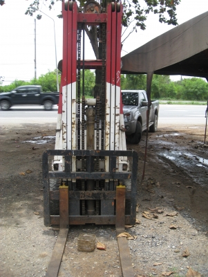 รถฟอร์คลิฟต์ DATSUN  เครื่องยนต์ NISSAN  ดีเซล