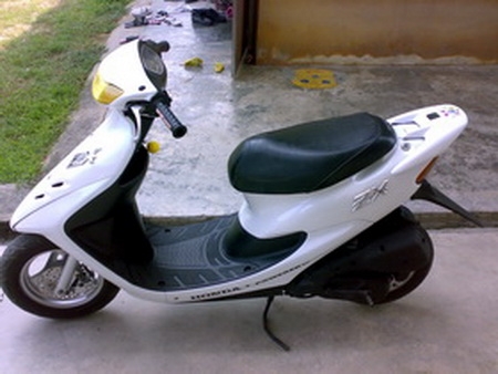 ขายHonda zx และHonda dio สภาพรับสั่งทำสีตามชอบ