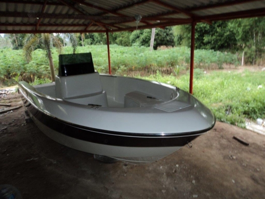 ขายเรือไฟเบอร์ 22 ฟุต หล่อใหม่ ปรับราคาใหม่ขออนุญาติลบประกาศนี้นะคะ