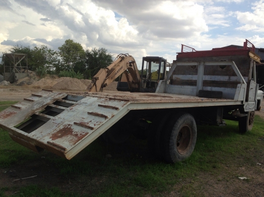 ขาบ 6ล้อ เทเลอร์ ขึ้น 100,120 Isuzu tx 6bb1 145hp เครื่องแน่น แห้งดี ช่วงล่างเดิมคัสซีสวยไม่ผุไม่ดาม ยางดี6เส้น พ.ธรรมดา เอกสารเล่มทะเบียนครบ พร้อมใช้งาน ราคาต่อรองได้เด้อ  พี่น้องครับ