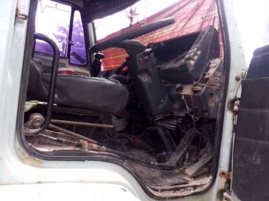 รถอีซูซุ 10 ล้อดั้ม FXZ 240 แรงม้า ( นางฟ้าแท้ ) สนใจติดต่อ 081 - 6079515 รถอีซูซุ 10 ล้อดั้ม FXZ 240 แรงม้า ( นางฟ้าแท้ ) สนใจติดต่อ 081 - 6079515