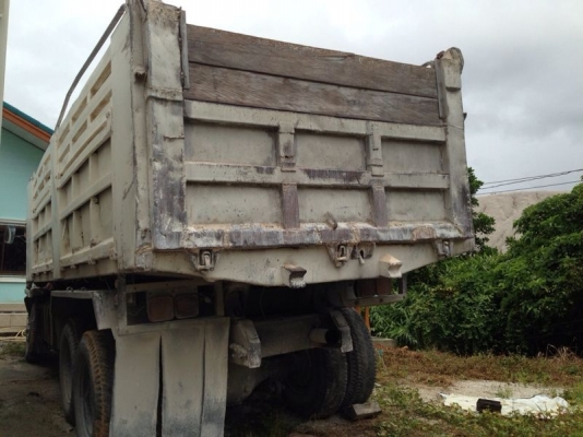 รถมิตซู 10 ล้อดั้ม MA  190 แรงม้า  นใจติดต่อ 081 - 6079515