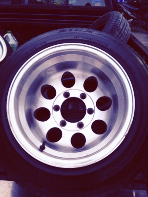 ขายล้อแมกซ์ดึงๆปริ้นๆ ลายหยดน้ำใหญ่ 6รู ขอบ 15 ล้นแน่นอนไม่ต้องสเปเซอร์