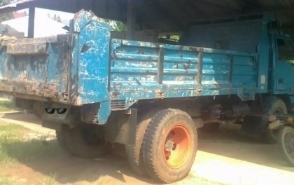 MITSUBISHI CANTER FE 115 HP หกล้อดั๊มพ์ กระบะดั๊มพ์เหล็ก 4 ตันความยาว 3.80 เมตรสภาพสวย เครื่องแห้งแรงดี ภายในเก๋งคอนโซลสวยครบ พวงมาลัยเพาเวอร์ ช่วงล่างคัชซีสวยไม่มีแตกไม่มีดาม ยาง 9.00 ขอบ 20 สภาพดี 70\% พร้อมบรรทุกพร้อมใช้งาน เอกสารทะเบียนครบพร้อม ราคาต่อ MITSUBISHI CANTER FE 115 HP หกล้อดั๊มพ์ กระบะดั๊มพ์เหล็ก 4 ตันความยาว 3.80 เมตรสภาพสวย เครื่องแห้งแรงดี ภายในเก๋งคอนโซลสวยครบ พวงมาลัยเพาเวอร์ ช่วงล่างคัชซีสวยไม่มีแตกไม่มีดาม ยาง 9.00 ขอบ 20 สภาพดี 70\% พร้อมบรรทุกพร้อมใช้งาน เอกสารทะเบียนครบพร้อม ราคาต่อ