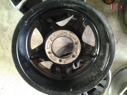 ขายล้อแม็กออฟลึก 2 ชั้นยี่ห้อ LENSO 16" 6รู139.7 ET-25 ขาย 13000 บาท พร้อมส่ง ขายล้อแม็กออฟลึก 2 ชั้นยี่ห้อ LENSO 16" 6รู139.7 ET-25 ขาย 13000 บาท พร้อมส่ง