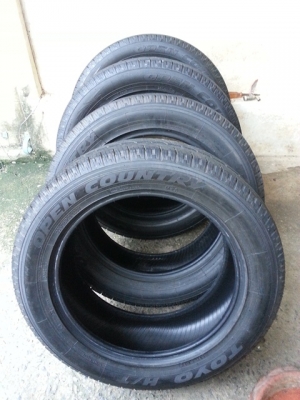 235/55/18 ปี13 ทั้งหมด 5 เส้น สวยกริ๊บ ติดต่อ 0910207636 ลดเหลือ 15,000