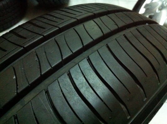 ขายล้อแม็ก Honda Brio 14 นิ้ว พร้อมยางสวยๆ 175/65R14 ขายล้อแม็ก Honda Brio 14 นิ้ว พร้อมยางสวยๆ 175/65R14