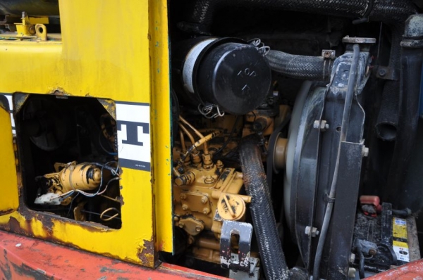 ขายแบคโฮKOMATSU PC12UU คออ่อน สภาพสวยเดิมจากญี่ปุ่น 165,000เท่านั้น!!