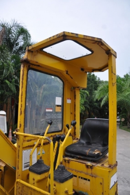 ขายแบคโฮKOMATSU PC12UU คออ่อน สภาพสวยเดิมจากญี่ปุ่น 165,000เท่านั้น!!