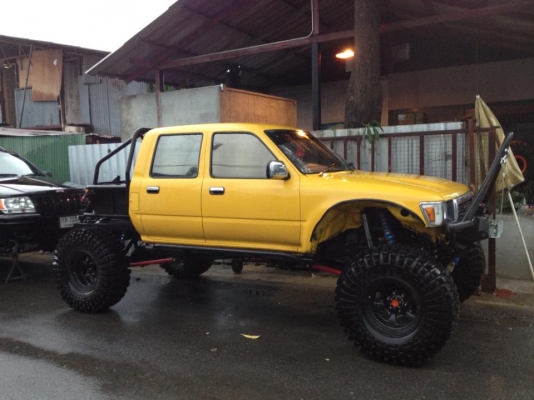 ขายรถ 4x4 โตโยต้า ln 106 ขายครับขาย