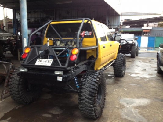 ขายรถ 4x4 โตโยต้า ln 106 ขายครับขาย