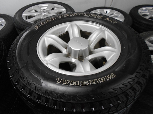 ขายล้อแม็ก เล็บเหยี่ยวแท้ เดิม 100\% พร้อมยางมาแชล 245/70/16 ดอกสวยพร้อมใช้/เทิร์นได้-ใส่ฟรีค่ะ ขายล้อแม็ก เล็บเหยี่ยวแท้ เดิม 100\% พร้อมยางมาแชล 245/70/16 ดอกสวยพร้อมใช้/เทิร์นได้-ใส่ฟรีค่ะ