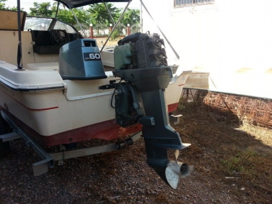 ขายเรือยามาฮ่า17ฟุตยามาฮ่า60แรงพร้อมเทเลอร์ใหม่