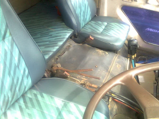 ขายไอ้หลงโบว์FN527M-A 6D16 เกียร์10Speed มีระบบลากลูกครับ