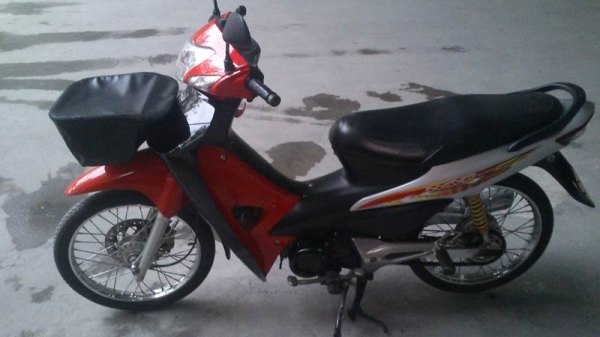 ขอขายรถเวฟ 100 S U BOX ครับ