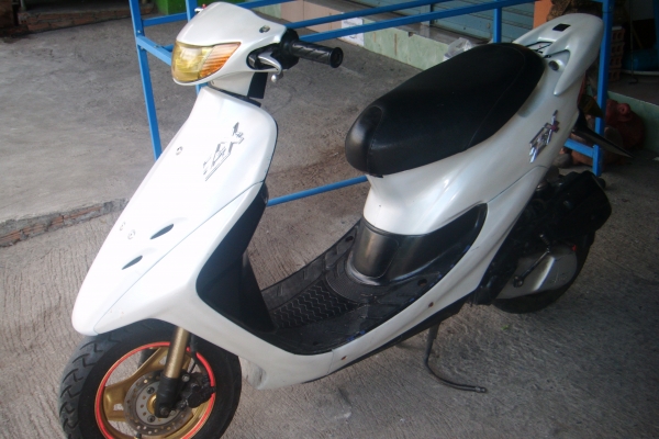 ขาย honda ZX พร้อมใช้เครื่องแรง ของแต่งพอสมควร ขาย honda ZX พร้อมใช้เครื่องแรง ของแต่งพอสมควร