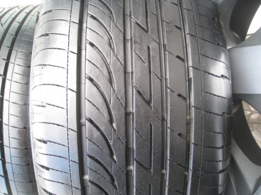 ขายล้อแม็ก Honda Accord 17"x7.5 " et55 5รู114.3 +ยางปี1712 ล้อทำสีมาใหม่ ไม่มีคด ไม่มีดุ้งครับ  สนใจติดต่อเล็กคลองสาม (081-3747940)