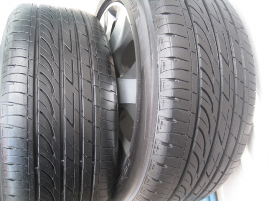 ขายล้อแม็ก Honda Accord 17"x7.5 " et55 5รู114.3 +ยางปี1712 ล้อทำสีมาใหม่ ไม่มีคด ไม่มีดุ้งครับ  สนใจติดต่อเล็กคลองสาม (081-3747940)