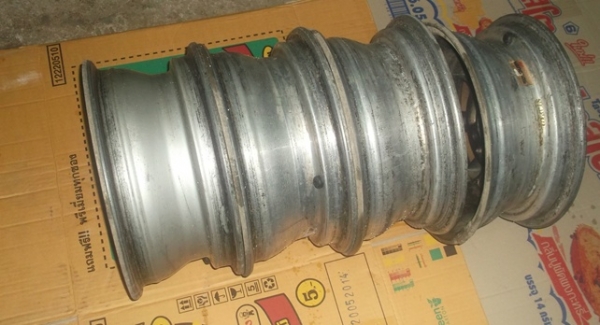 ขาย แม็กกล้วย ขอข13 ของเเท้ JAPAN 4 วง กว้าง 5.5จำนวน4รู110 ครับ +++