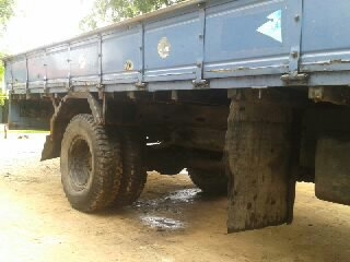 หกล้อ ISUZUเครือง4BE1 หัว NPR ช่วงยาว5เมตร สภาพพร้อมใช้