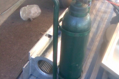 ถังออกซิเจน พร้อมตัวเข็นสภาพพร้อมใช้งานครับ วาลดีครับ พร้อมรถเข็นครับราคานี้คุ้มครับ