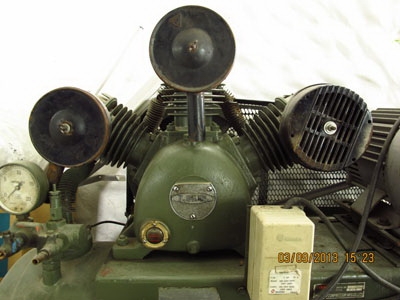 ขายปั๊มลมiwata3ลูกสูบ5แรงถังใหญ่ ไฟ220Vสวยๆพร้อมใช้ ขายปั๊มลมiwata3ลูกสูบ5แรงถังใหญ่ ไฟ220Vสวยๆพร้อมใช้