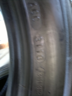 ขายยาง MAXXIS 215/50ZR17 มี 3 เส้น