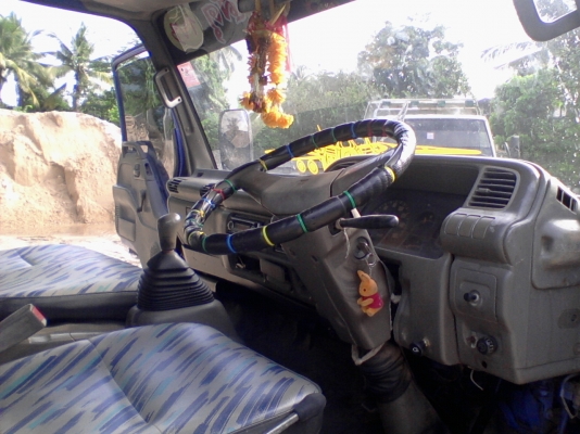 ISUZU NPR 130 HP TUPBO รถห้างแท้ ราคา 650,000 บาท