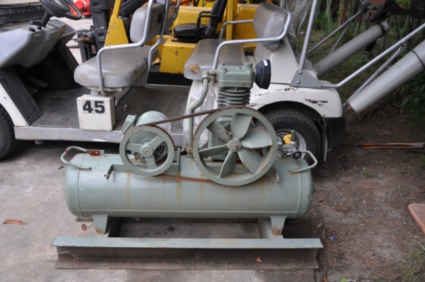 ขายปั้มลม HITASHI นำเข้าจากญี่ปุ่น สภาพเดิมๆยังไม่เคยใช้งานในไทย ขาย13,500เท่านั้น