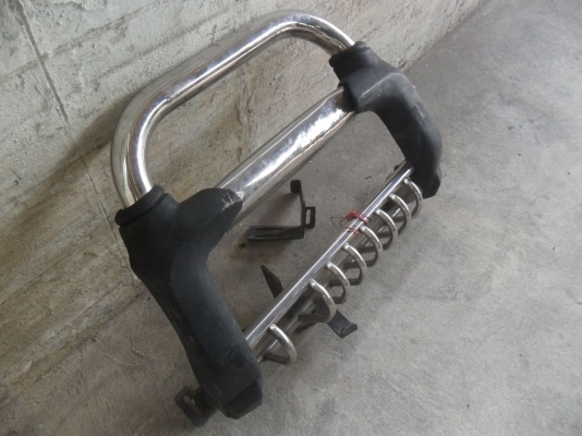 กันชนหน้าแต่ง ราคา 700 บาท กันชนหน้าแต่ง ราคา 700 บาท