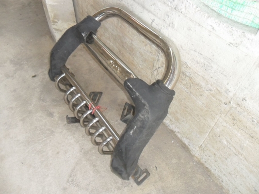 กันชนหน้าแต่ง ราคา 700 บาท กันชนหน้าแต่ง ราคา 700 บาท