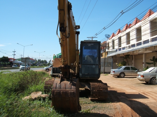 ขายรถแมคโคร ยี่ห้อโคมัสสุ 120-3