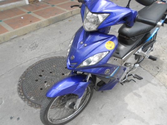 Yamaha-Spark 135 สตาร์ทมือครับ สถาพเสวย เครื่องนิ่มๆเลยครับ