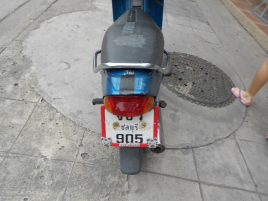 Honda-Dream เครื่องกริ๊บมากครับไม่เยิ้ม ควันไม่ไหล